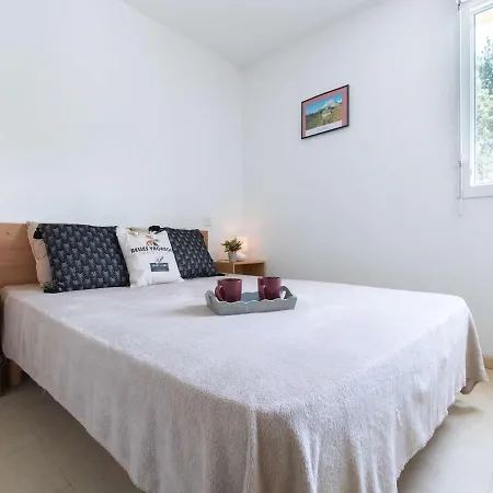 Cosy 7 Pers A Saint-lary Avec Balcon, Parking Et Navette Gratuite - Fr-1-296-332