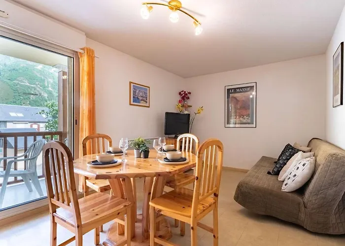 Apartman Cosy 7 Pers A Saint-lary Avec Balcon, Parking Et Navette Gratuite - Fr-1-296-332