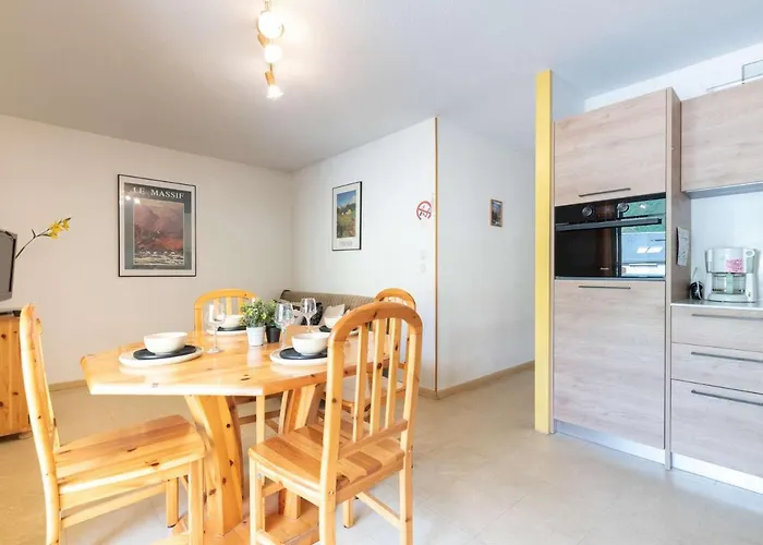 Appartement Cosy 7 Pers à Saint-lary Avec Balcon, Parking Et Navette Gratuite - Fr-1-296-332 *