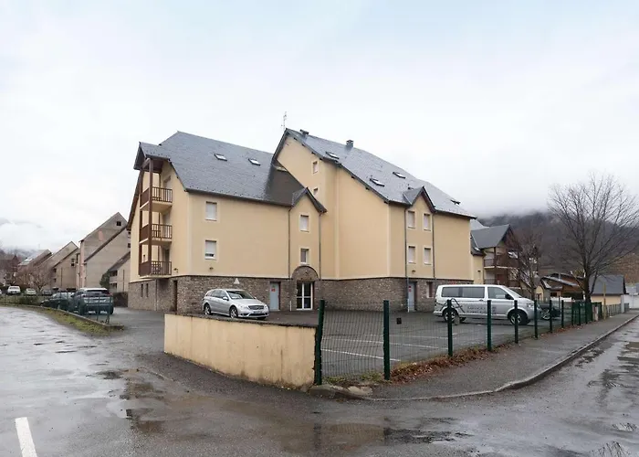 Cosy 7 Pers à Saint-lary Avec Balcon, Parking Et Navette Gratuite - Fr-1-296-332 *